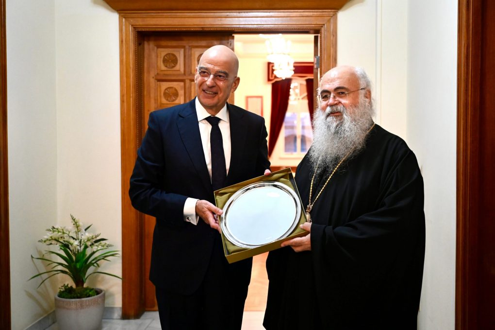Συνάντηση του ΥΕΘΑ Ν. Δένδια με τον Αρχιεπίσκοπο Κύπρου Γεώργιο