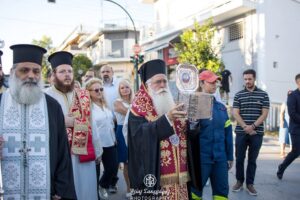 Με λαμπρότητα η υποδοχή της Τιμίας Κάρας της Αγίας Βαρβάρας στη Νέα Ιωνία Βόλου