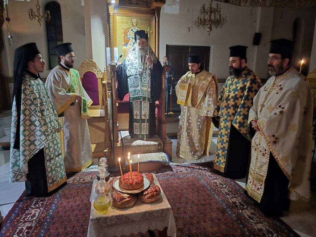 Αγρυπνία για την ανακομιδή του Ι. Λειψάνου του Οσίου Αθανασίου του Χαμακιώτου στην Καρδίτσα
