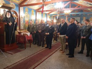 Ο Μητροπολίτης Ιλίου στο 306 Εργοστάσιο Βάσης Τηλεπικοινωνιών