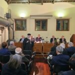 Ὁ Μάνης στήν ἐκδήλωση τιμῆς καί μνήμης στόν καθηγητή Ἐμμανουήλ Μπεχράκη