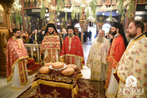 Πανηγυρική Θεία Λειτουργία στον Ι.Ν. Αγίου Δημητρίου Πετρουπόλεως