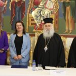 Ο Μεσσηνίας Χρυσόστομος υπέγραψε Μνημόνιο Συνεργασίας μεταξύ των Εκκλησιών Κύπρου και Ελλάδος