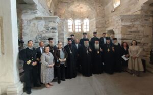 Συνέδριο και Αρχιερατικό Συλλείτουργο στην Πάρο για την Επέτειο των 1700 ετών της Εκατονταπυλιανής Πάρου