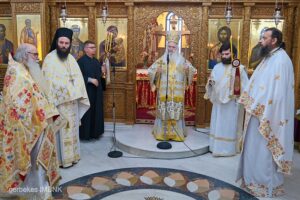 Αρχιερατική θεία Λειτουργία στον Ι. Ναό Αγίου Δημητρίου Ναούσης