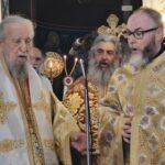 Χειροτονία Πρεσβυτέρου από τον Μητροπολίτη Καρυστίας